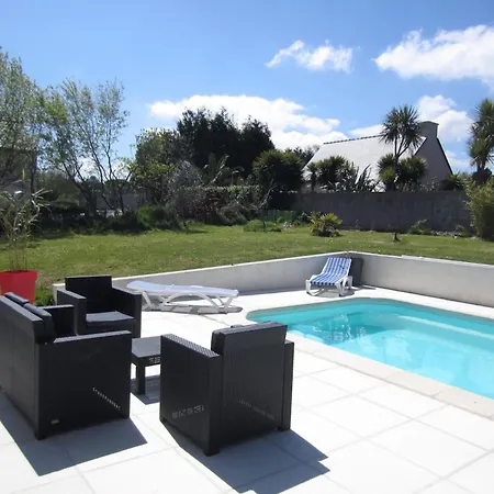 Bord De Piscine *